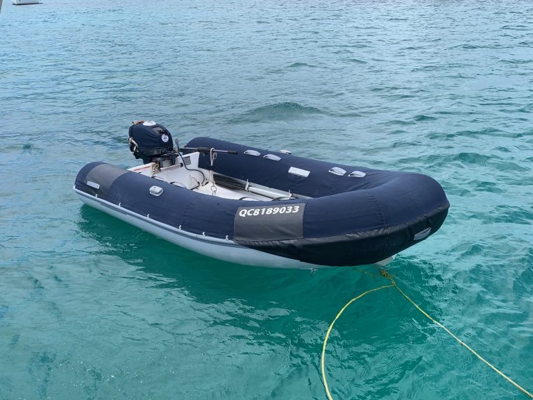 DinghyTri.jpg